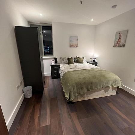 Spacious Sleep 7 Flat 20 Mins Central London Bp65 Eksteriør bilde