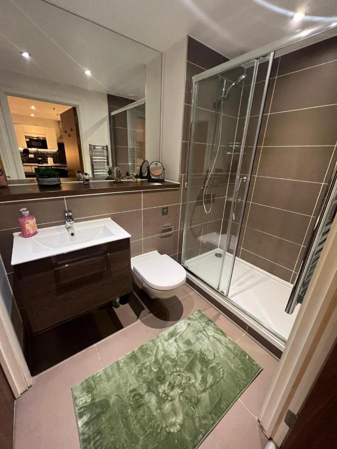 Spacious Sleep 7 Flat 20 Mins Central London Bp65 Eksteriør bilde