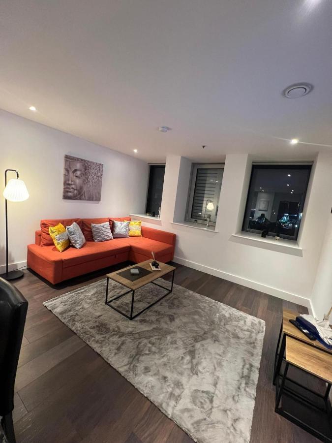 Spacious Sleep 7 Flat 20 Mins Central London Bp65 Eksteriør bilde
